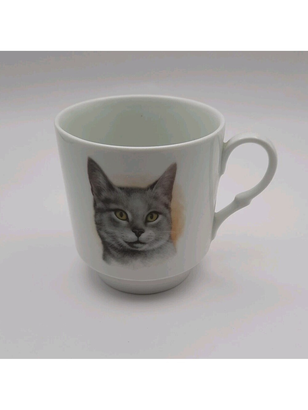 Schumann Arzberg Germany White Cat Coffee Cup Tea